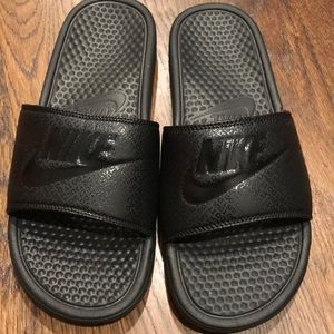 Like new Nike Slides flip flops sandals